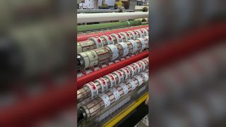 Ruban avec logo personnalisé pour un emballage sécurisé