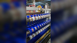 Emballage sécurisé avec ruban personnalisé bleu foncé