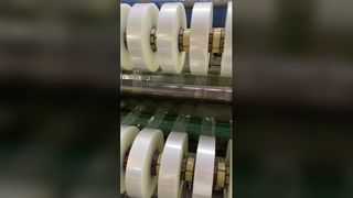 Ruban d'emballage transparent pour boîtes d'expédition