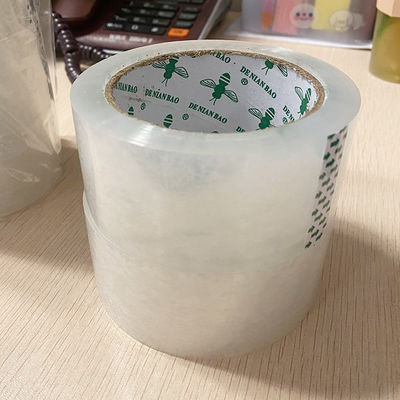 Un bon prix. Fabricant de rubans adhésifs acryliques à emballage à une face en ligne