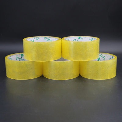 Un bon prix. 300 yards de longueur Bopp bande d'emballage pour sceller carton en ligne