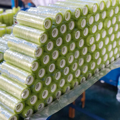 Un bon prix. Tape de papeterie d'emballage Bopp Tape d'étanchéité de carton sur mesure pour l'emballage en ligne